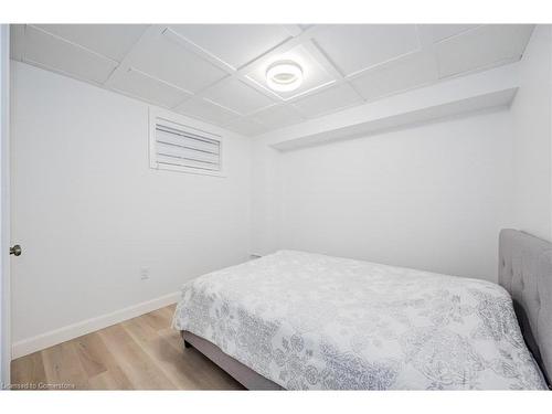 Bsmt Only-39 Lovett Lane, Guelph, ON - Indoor Photo Showing Bedroom