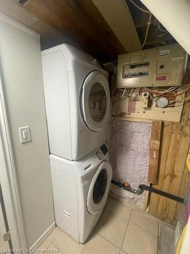 214 Clark Avenue, Kitchener, ON - Indoor Photo Showing Laundry Room