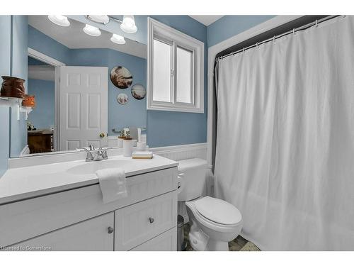 770 Kincaid Street, Listowel, ON - Indoor Photo Showing Bathroom