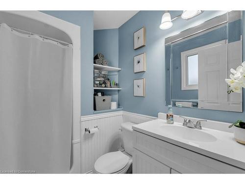 770 Kincaid Street, Listowel, ON - Indoor Photo Showing Bathroom