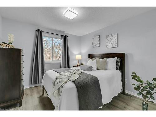 770 Kincaid Street, Listowel, ON - Indoor Photo Showing Bedroom