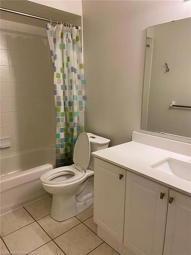 1449 Spring Garden Court, Mississauga, ON - Indoor Photo Showing Bathroom