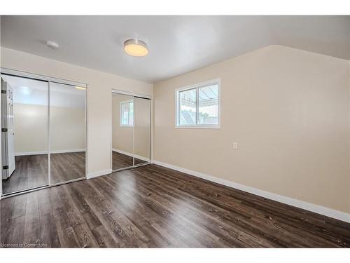 73 Albany Avenue, Hamilton, ON - Indoor Photo Showing Other Room