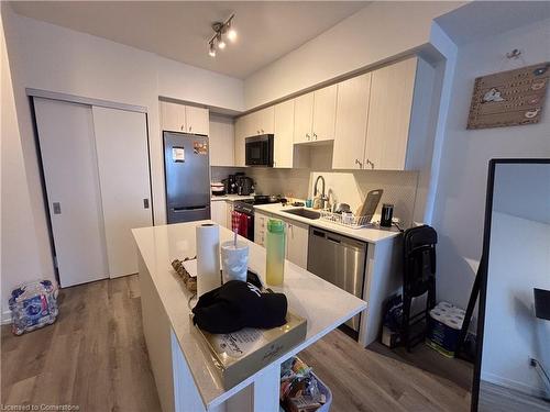 1501-5 Wellington Street, Kitchener, ON - Indoor Photo Showing Kitchen