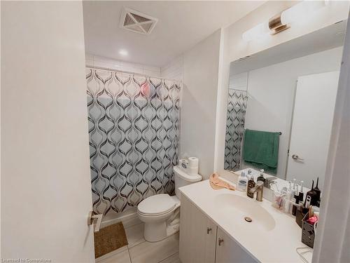 1501-5 Wellington Street, Kitchener, ON - Indoor Photo Showing Bathroom