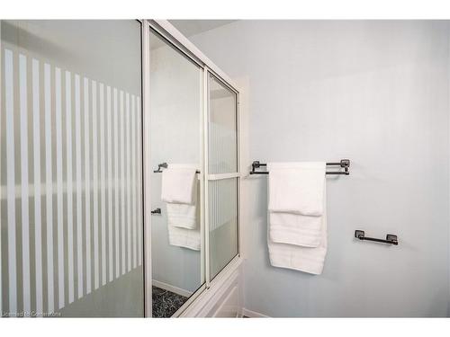 5-171 Ferguson Drive, Woodstock, ON - Indoor Photo Showing Bathroom