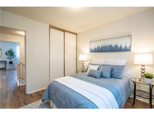 5-171 Ferguson Drive, Woodstock, ON - Indoor Photo Showing Bedroom