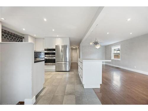 15 Rosewood Avenue, Etobicoke, ON - Indoor Photo Showing Kitchen