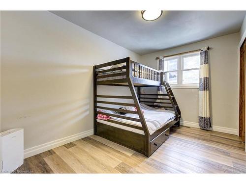 18 Spring Street, Drayton, ON - Indoor Photo Showing Bedroom