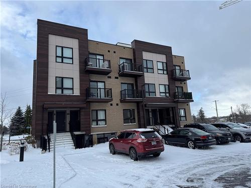 B10-10 Palace Street, Kitchener, ON - Outdoor With Balcony With Facade