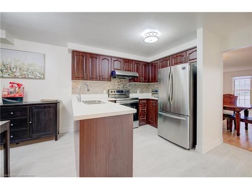 454 Timbercroft Crescent, Waterloo, ON - Indoor Photo Showing Kitchen