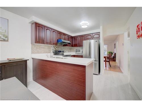 454 Timbercroft Crescent, Waterloo, ON - Indoor Photo Showing Kitchen