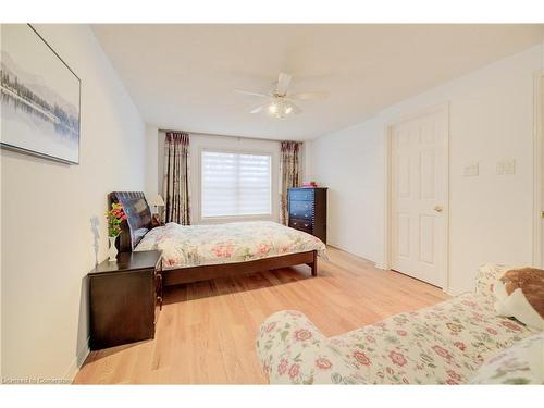 454 Timbercroft Crescent, Waterloo, ON - Indoor Photo Showing Bedroom