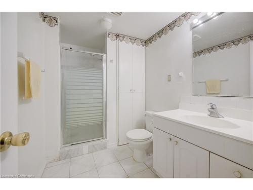 454 Timbercroft Crescent, Waterloo, ON - Indoor Photo Showing Bathroom