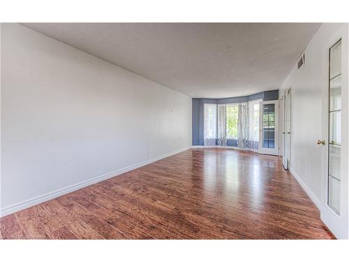 526 Westfield Drive, Waterloo, ON - Indoor Photo Showing Other Room