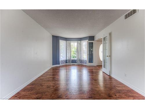 526 Westfield Drive, Waterloo, ON - Indoor Photo Showing Other Room