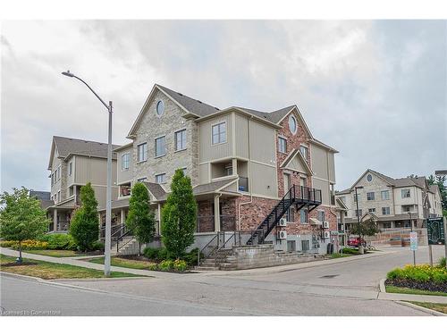 2C-255 Maitland Street, Kitchener, ON - Outdoor With Facade