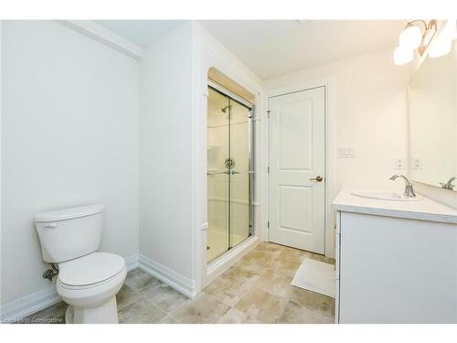 30-9150 Willoughby Drive, Niagara Falls, ON - Indoor Photo Showing Bathroom