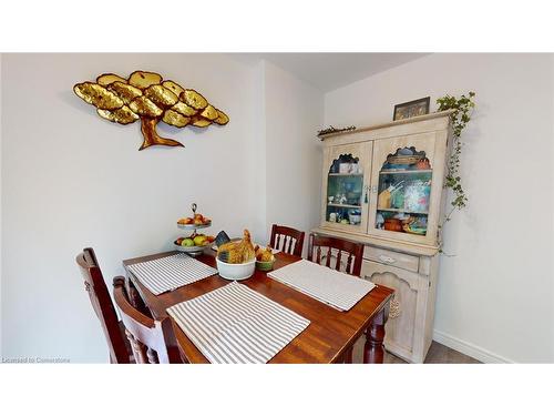 42 Shanley Street, Kitchener, ON - Indoor Photo Showing Dining Room