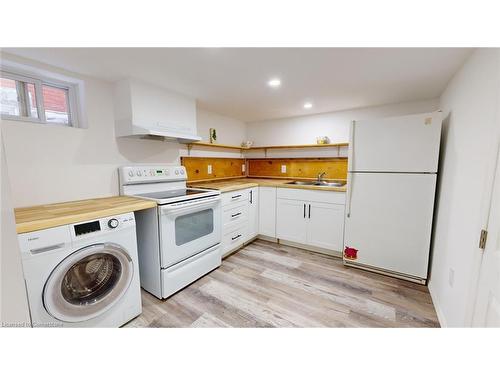 42 Shanley Street, Kitchener, ON - Indoor Photo Showing Laundry Room