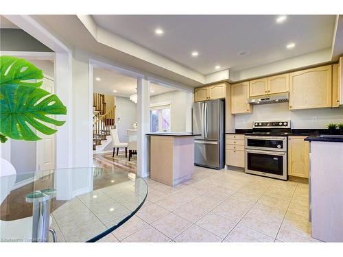 15 Staines Street, Breslau, ON - Indoor Photo Showing Kitchen