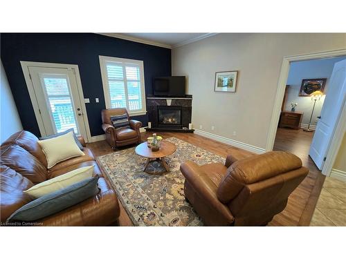 217 Huck Crescent, Kitchener, ON - Indoor Photo Showing Living Room With Fireplace