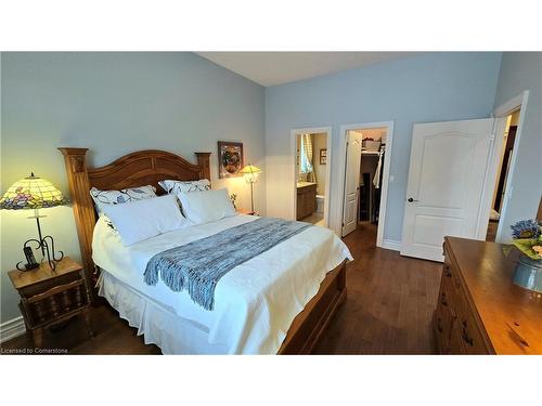 217 Huck Crescent, Kitchener, ON - Indoor Photo Showing Bedroom