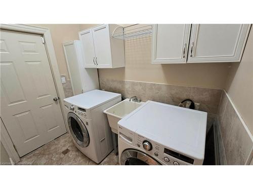 217 Huck Crescent, Kitchener, ON - Indoor Photo Showing Laundry Room