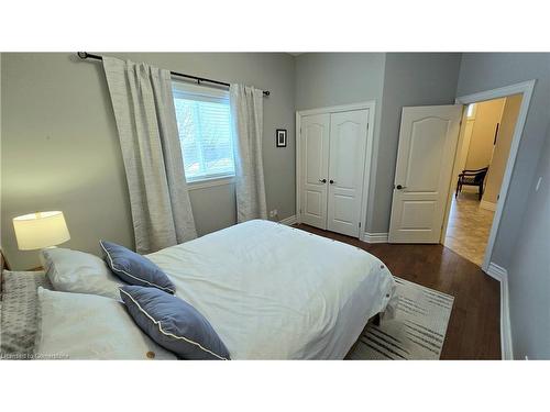 217 Huck Crescent, Kitchener, ON - Indoor Photo Showing Bedroom