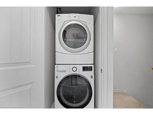 38-535 Margaret Street, Cambridge, ON - Indoor Photo Showing Laundry Room