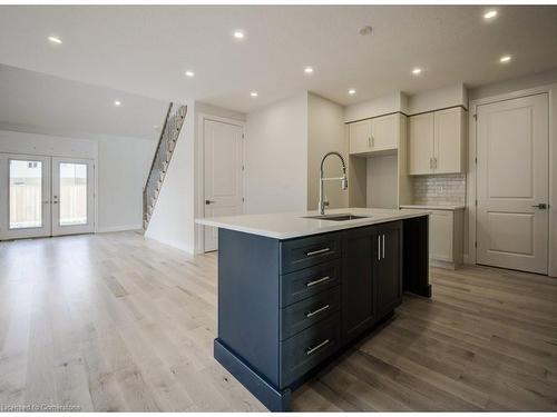 236 Applewood Street, Plattsville, ON - Indoor Photo Showing Kitchen With Upgraded Kitchen