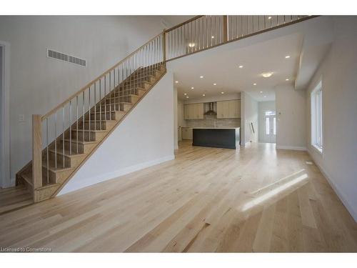 236 Applewood Street, Plattsville, ON - Indoor Photo Showing Other Room