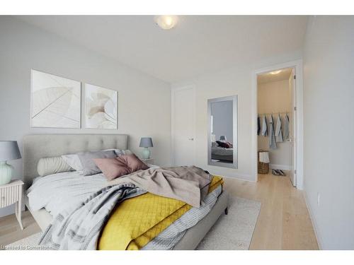 236 Applewood Street, Plattsville, ON - Indoor Photo Showing Bedroom