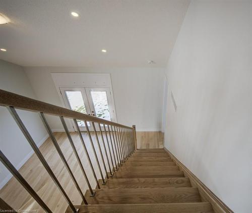 236 Applewood Street, Plattsville, ON - Indoor Photo Showing Other Room