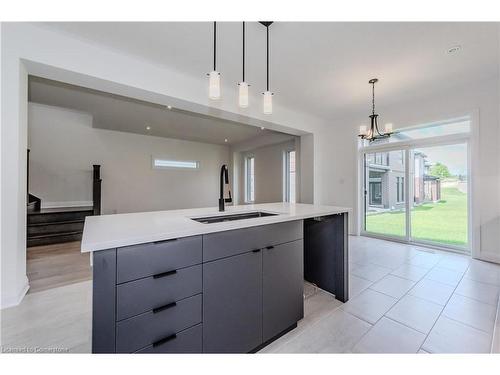 14 Carina Street, Kitchener, ON - Indoor Photo Showing Kitchen