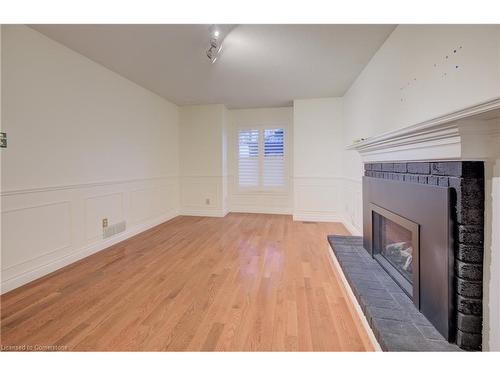 40 Linda Drive, Cambridge, ON - Indoor Photo Showing Other Room With Fireplace