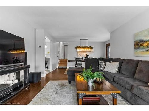 51 Cherrytree Court, Kitchener, ON - Indoor Photo Showing Living Room