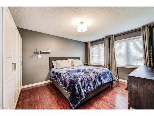 118 Glenvalley Drive, Cambridge, ON - Indoor Photo Showing Bedroom