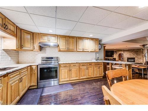 118 Glenvalley Drive, Cambridge, ON - Indoor Photo Showing Kitchen