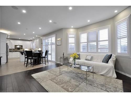 56 Henwood Drive, Cambridge, ON - Indoor Photo Showing Living Room