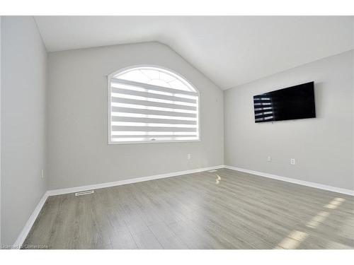 56 Henwood Drive, Cambridge, ON - Indoor Photo Showing Other Room