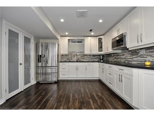 56 Henwood Drive, Cambridge, ON - Indoor Photo Showing Kitchen With Upgraded Kitchen