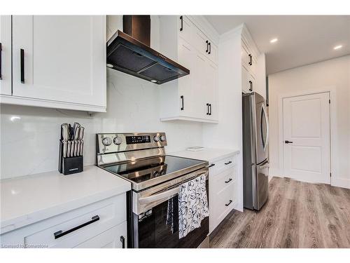 151 Cityview Drive N, Guelph, ON - Indoor Photo Showing Kitchen