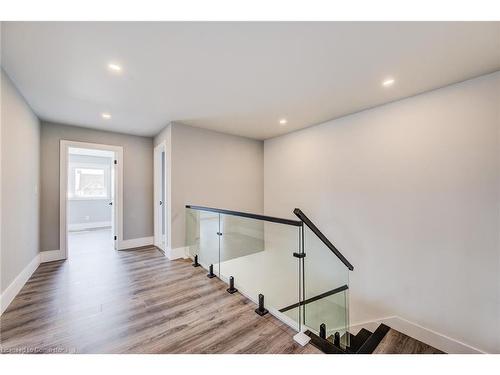 151 Cityview Drive N, Guelph, ON - Indoor Photo Showing Other Room