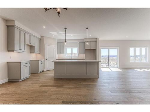 642 Wray Avenue S, Listowel, ON - Indoor Photo Showing Kitchen With Upgraded Kitchen