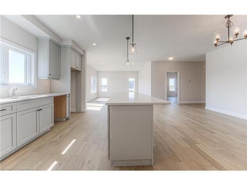 642 Wray Avenue S, Listowel, ON - Indoor Photo Showing Kitchen