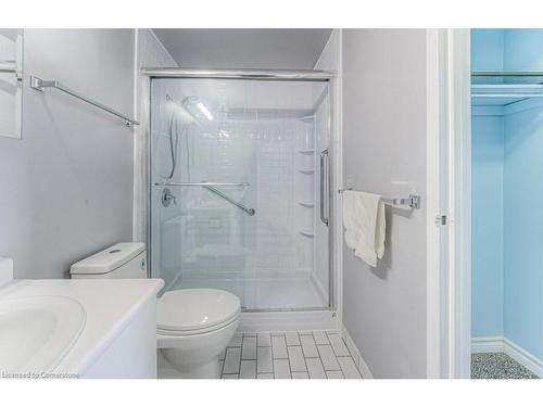 509-55 Blue Springs Drive, Waterloo, ON - Indoor Photo Showing Bathroom