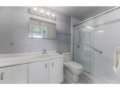 509-55 Blue Springs Drive, Waterloo, ON - Indoor Photo Showing Bathroom