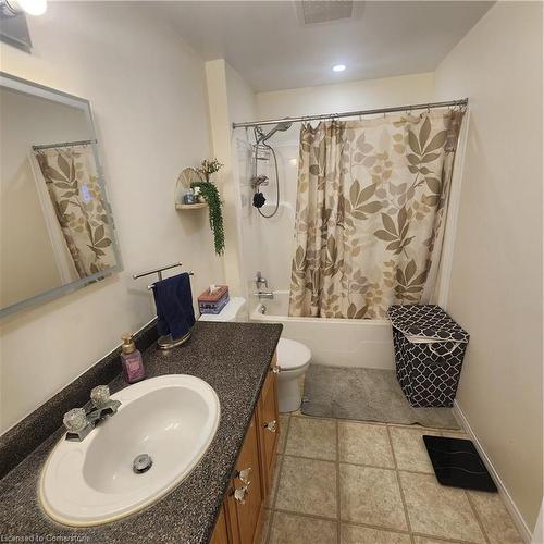 129 Lee Street, Guelph, ON - Indoor Photo Showing Bathroom