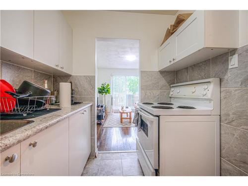 36 Talbot Street, Kitchener, ON - Indoor Photo Showing Kitchen